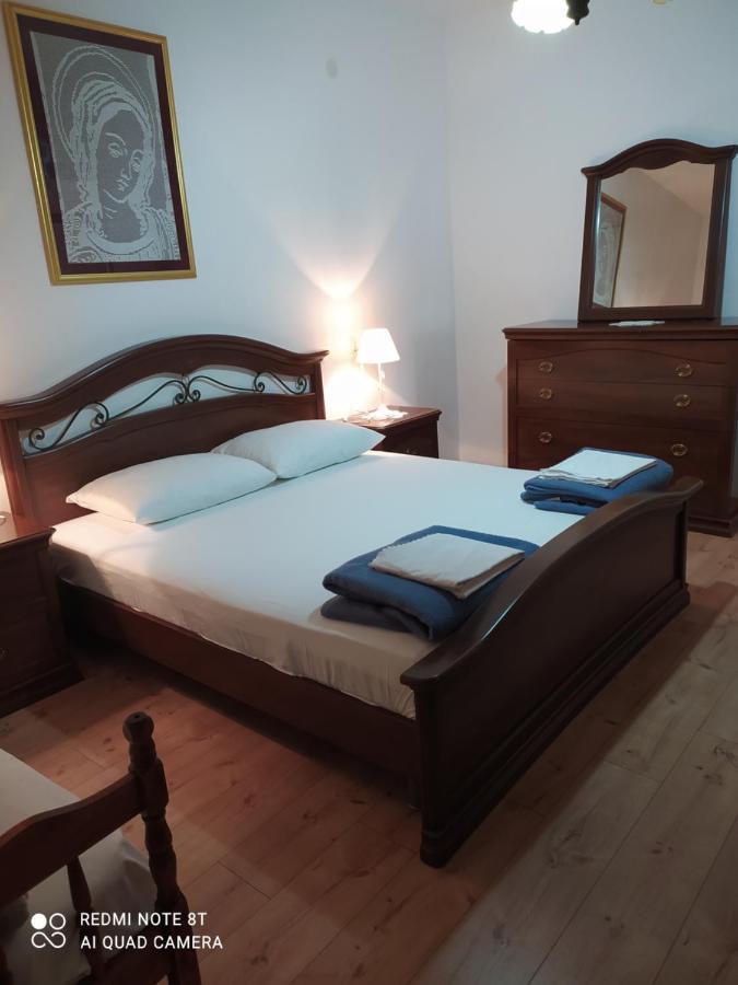 Apartments Katica Metajna Bagian luar foto
