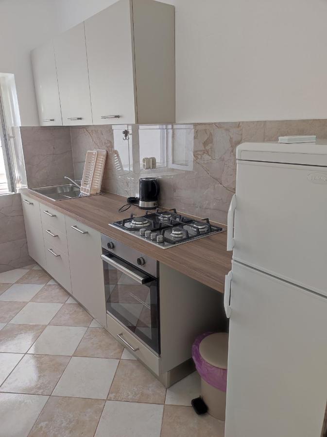 Apartments Katica Metajna Bagian luar foto